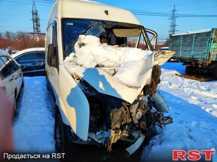 Білий Фольксваген Крафтєр, об'ємом двигуна 2.5 л та пробігом 0 тис. км за 3500 $, фото 1 на Automoto.ua