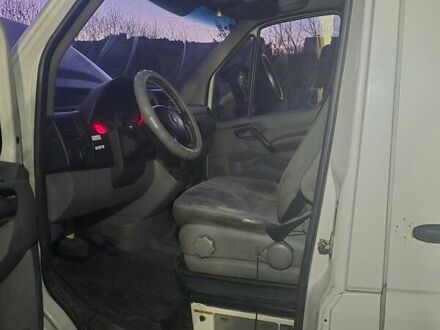 Білий Фольксваген Крафтєр, об'ємом двигуна 2.46 л та пробігом 550 тис. км за 8000 $, фото 1 на Automoto.ua