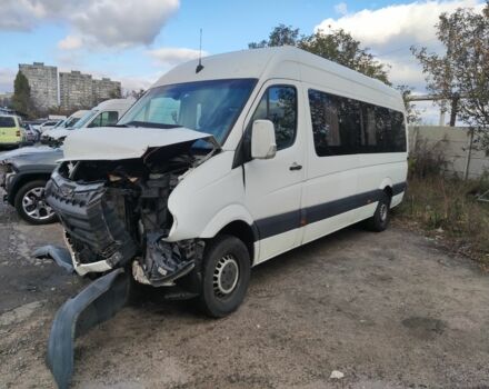 Белый Фольксваген Крафтер, объемом двигателя 2 л и пробегом 410 тыс. км за 7000 $, фото 1 на Automoto.ua