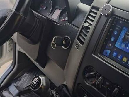 Фольксваген Крафтер 2013 в Киеве на Automoto.ua Белый Фольксваген Крафтер, объемом двигателя 1.97 л и пробегом 354 тыс. км за 13900 $, фото 1 на Automoto.ua