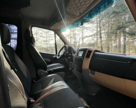 Черный Фольксваген Крафтер, объемом двигателя 2.5 л и пробегом 840 тыс. км за 8000 $, фото 4 на Automoto.ua