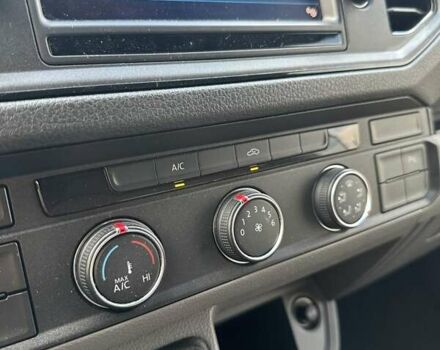 Черный Фольксваген Крафтер, объемом двигателя 1.97 л и пробегом 162 тыс. км за 20999 $, фото 22 на Automoto.ua