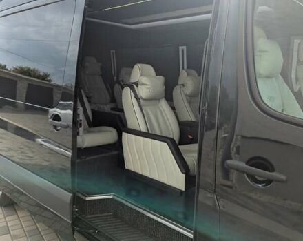 Черный Фольксваген Крафтер, объемом двигателя 1.97 л и пробегом 316 тыс. км за 32900 $, фото 7 на Automoto.ua