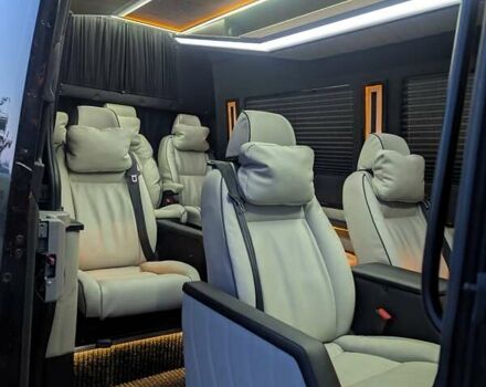 Черный Фольксваген Крафтер, объемом двигателя 1.97 л и пробегом 316 тыс. км за 32900 $, фото 10 на Automoto.ua