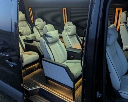 Черный Фольксваген Крафтер, объемом двигателя 1.97 л и пробегом 316 тыс. км за 32900 $, фото 11 на Automoto.ua