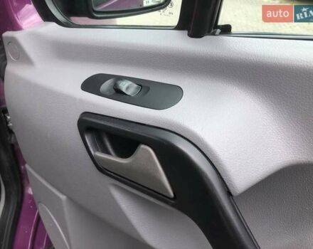 Фольксваген Крафтер 2013 в Ковель на Automoto.ua Фиолетовый Фольксваген Крафтер, объемом двигателя 1.97 л и пробегом 352 тыс. км за 13700 $, фото 15 на Automoto.ua