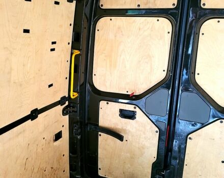 Коричневий Фольксваген Крафтєр, об'ємом двигуна 2 л та пробігом 180 тис. км за 17300 $, фото 2 на Automoto.ua