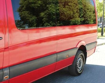 Красный Фольксваген Крафтер, объемом двигателя 2.46 л и пробегом 535 тыс. км за 12000 $, фото 10 на Automoto.ua