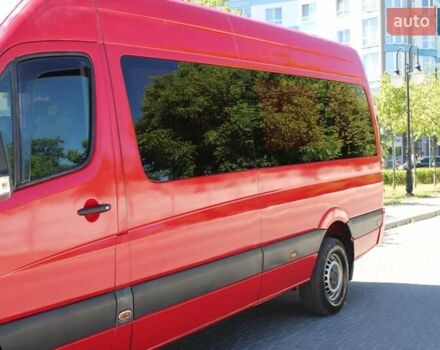 Красный Фольксваген Крафтер, объемом двигателя 2.46 л и пробегом 535 тыс. км за 12000 $, фото 5 на Automoto.ua