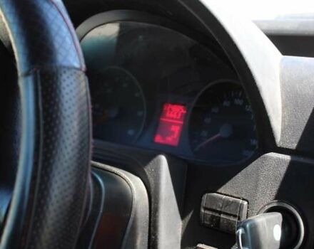 Красный Фольксваген Крафтер, объемом двигателя 2.46 л и пробегом 535 тыс. км за 12000 $, фото 9 на Automoto.ua