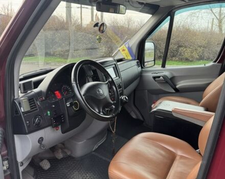 Червоний Фольксваген Крафтєр, об'ємом двигуна 2 л та пробігом 600 тис. км за 12300 $, фото 5 на Automoto.ua