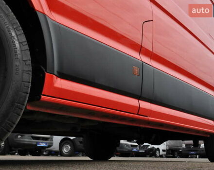 Фольксваген Крафтер 2019 в Киеве на Automoto.ua Красный Фольксваген Крафтер, объемом двигателя 1.97 л и пробегом 106 тыс. км за 35500 $, фото 13 на Automoto.ua