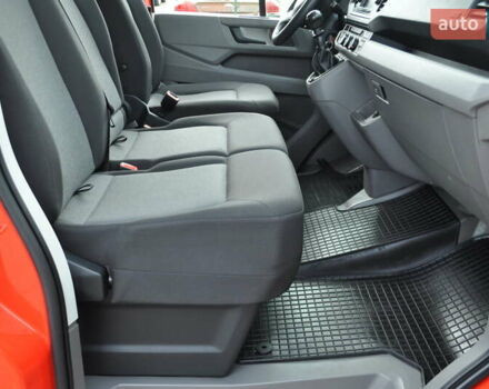 Фольксваген Крафтер 2019 в Киеве на Automoto.ua Красный Фольксваген Крафтер, объемом двигателя 1.97 л и пробегом 106 тыс. км за 35500 $, фото 40 на Automoto.ua