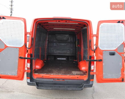 Фольксваген Крафтер 2019 в Киеве на Automoto.ua Красный Фольксваген Крафтер, объемом двигателя 1.97 л и пробегом 106 тыс. км за 35500 $, фото 29 на Automoto.ua