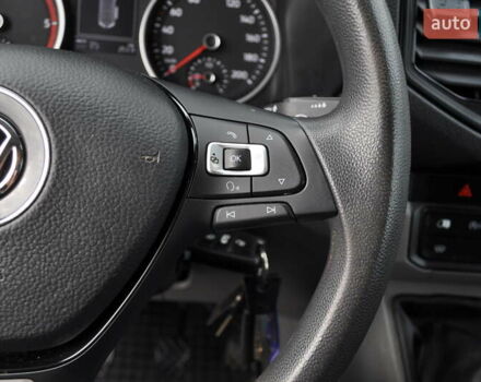 Фольксваген Крафтер 2019 в Киеве на Automoto.ua Красный Фольксваген Крафтер, объемом двигателя 1.97 л и пробегом 106 тыс. км за 35500 $, фото 72 на Automoto.ua