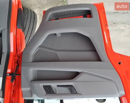 Фольксваген Крафтер 2019 в Киеве на Automoto.ua Красный Фольксваген Крафтер, объемом двигателя 1.97 л и пробегом 106 тыс. км за 35500 $, фото 60 на Automoto.ua