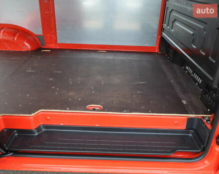 Фольксваген Крафтер 2019 в Киеве на Automoto.ua Красный Фольксваген Крафтер, объемом двигателя 1.97 л и пробегом 106 тыс. км за 35500 $, фото 38 на Automoto.ua