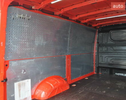 Фольксваген Крафтер 2019 в Киеве на Automoto.ua Красный Фольксваген Крафтер, объемом двигателя 1.97 л и пробегом 106 тыс. км за 35500 $, фото 32 на Automoto.ua