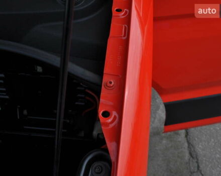 Фольксваген Крафтер 2019 в Киеве на Automoto.ua Красный Фольксваген Крафтер, объемом двигателя 1.97 л и пробегом 106 тыс. км за 35500 $, фото 84 на Automoto.ua