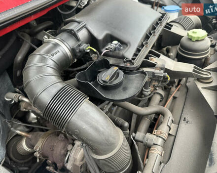 Красный Фольксваген Крафтер, объемом двигателя 2 л и пробегом 160 тыс. км за 18800 $, фото 20 на Automoto.ua