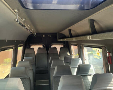 Красный Фольксваген Крафтер, объемом двигателя 1.97 л и пробегом 600 тыс. км за 27000 $, фото 16 на Automoto.ua