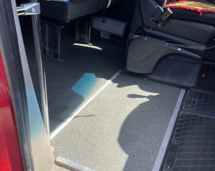 Красный Фольксваген Крафтер, объемом двигателя 1.97 л и пробегом 600 тыс. км за 27000 $, фото 10 на Automoto.ua