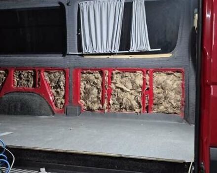 Красный Фольксваген Крафтер, объемом двигателя 2.46 л и пробегом 760 тыс. км за 13400 $, фото 13 на Automoto.ua