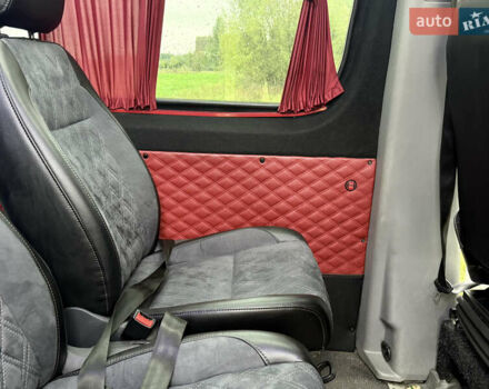 Червоний Фольксваген Крафтєр, об'ємом двигуна 1.97 л та пробігом 355 тис. км за 16800 $, фото 12 на Automoto.ua