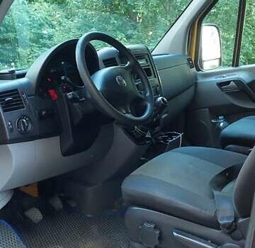 Фольксваген Крафтєр, об'ємом двигуна 2 л та пробігом 271 тис. км за 15500 $, фото 14 на Automoto.ua