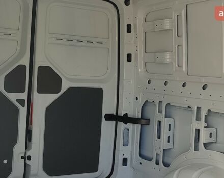 купити нове авто Фольксваген Крафтєр 2025 року від офіційного дилера Автодім Атлант на Вацлава Гавела Фольксваген фото