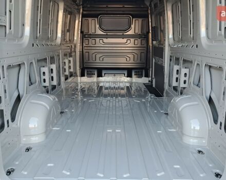 Фольксваген Крафтер, объемом двигателя 1.97 л и пробегом 0 тыс. км за 51252 $, фото 22 на Automoto.ua