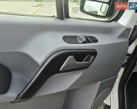 Фольксваген Крафтер, объемом двигателя 2 л и пробегом 218 тыс. км за 13850 $, фото 14 на Automoto.ua