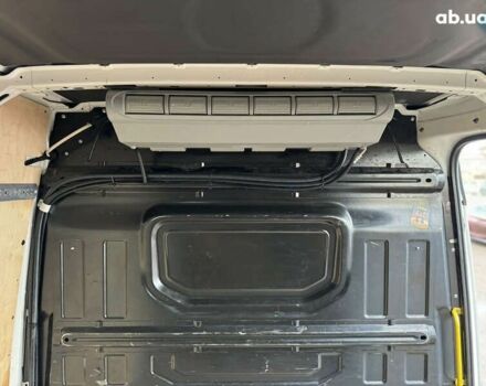 Фольксваген Крафтер, объемом двигателя 2 л и пробегом 285 тыс. км за 19000 $, фото 14 на Automoto.ua