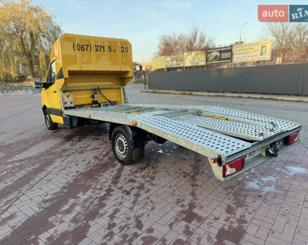 Желтый Фольксваген Крафтер, объемом двигателя 1.97 л и пробегом 475 тыс. км за 16500 $, фото 4 на Automoto.ua