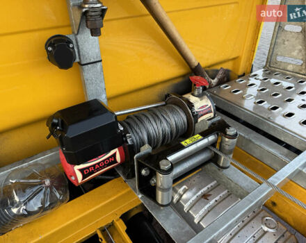 Желтый Фольксваген Крафтер, объемом двигателя 1.97 л и пробегом 475 тыс. км за 16500 $, фото 16 на Automoto.ua