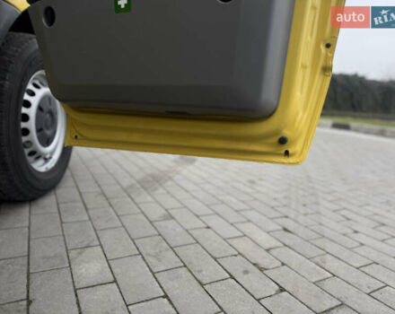 Жовтий Фольксваген Крафтєр, об'ємом двигуна 2 л та пробігом 248 тис. км за 19300 $, фото 8 на Automoto.ua