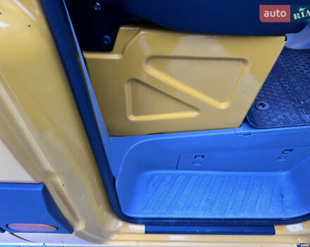 Желтый Фольксваген Крафтер, объемом двигателя 0 л и пробегом 160 тыс. км за 16921 $, фото 21 на Automoto.ua