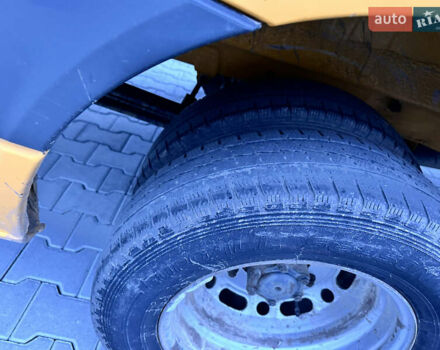 Желтый Фольксваген Крафтер, объемом двигателя 0 л и пробегом 160 тыс. км за 16921 $, фото 12 на Automoto.ua