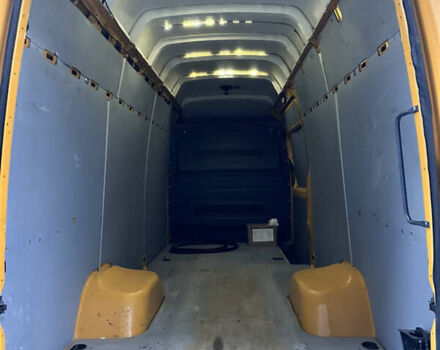 Желтый Фольксваген Крафтер, объемом двигателя 0 л и пробегом 160 тыс. км за 16921 $, фото 10 на Automoto.ua