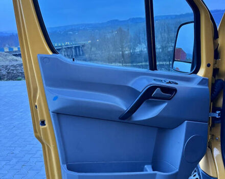 Желтый Фольксваген Крафтер, объемом двигателя 0 л и пробегом 160 тыс. км за 16921 $, фото 19 на Automoto.ua