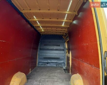 Желтый Фольксваген Крафтер, объемом двигателя 2 л и пробегом 3 тыс. км за 12000 $, фото 1 на Automoto.ua