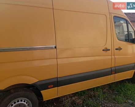 Желтый Фольксваген Крафтер, объемом двигателя 1.97 л и пробегом 487 тыс. км за 12000 $, фото 3 на Automoto.ua