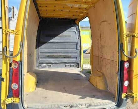 Жовтий Фольксваген Крафтєр, об'ємом двигуна 1.97 л та пробігом 370 тис. км за 14490 $, фото 4 на Automoto.ua