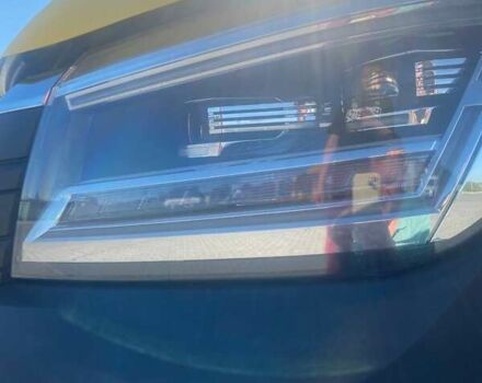 Желтый Фольксваген Крафтер, объемом двигателя 2 л и пробегом 215 тыс. км за 15950 $, фото 5 на Automoto.ua