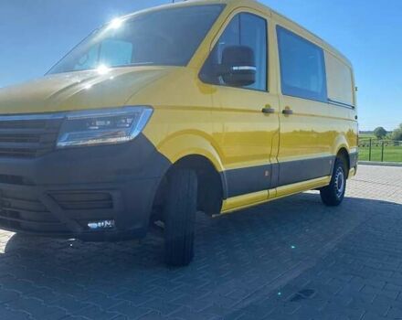 Желтый Фольксваген Крафтер, объемом двигателя 2 л и пробегом 215 тыс. км за 15950 $, фото 2 на Automoto.ua