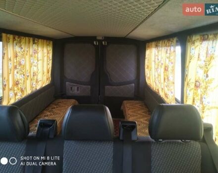 Желтый Фольксваген Крафтер, объемом двигателя 2 л и пробегом 190 тыс. км за 14400 $, фото 11 на Automoto.ua