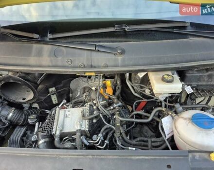 Желтый Фольксваген Крафтер, объемом двигателя 2 л и пробегом 202 тыс. км за 19716 $, фото 23 на Automoto.ua