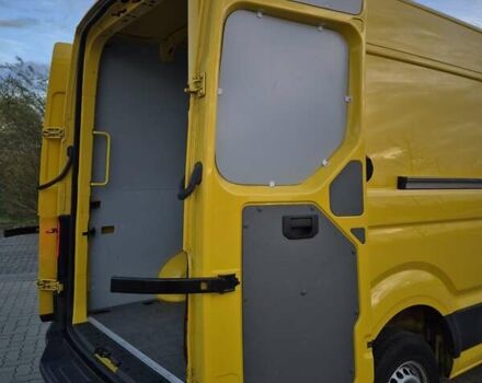 Желтый Фольксваген Крафтер, объемом двигателя 2 л и пробегом 202 тыс. км за 19716 $, фото 12 на Automoto.ua