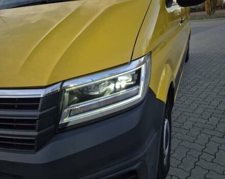 Желтый Фольксваген Крафтер, объемом двигателя 2 л и пробегом 202 тыс. км за 19716 $, фото 1 на Automoto.ua