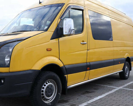 Желтый Фольксваген Крафтер, объемом двигателя 2.69 л и пробегом 340 тыс. км за 19500 $, фото 3 на Automoto.ua